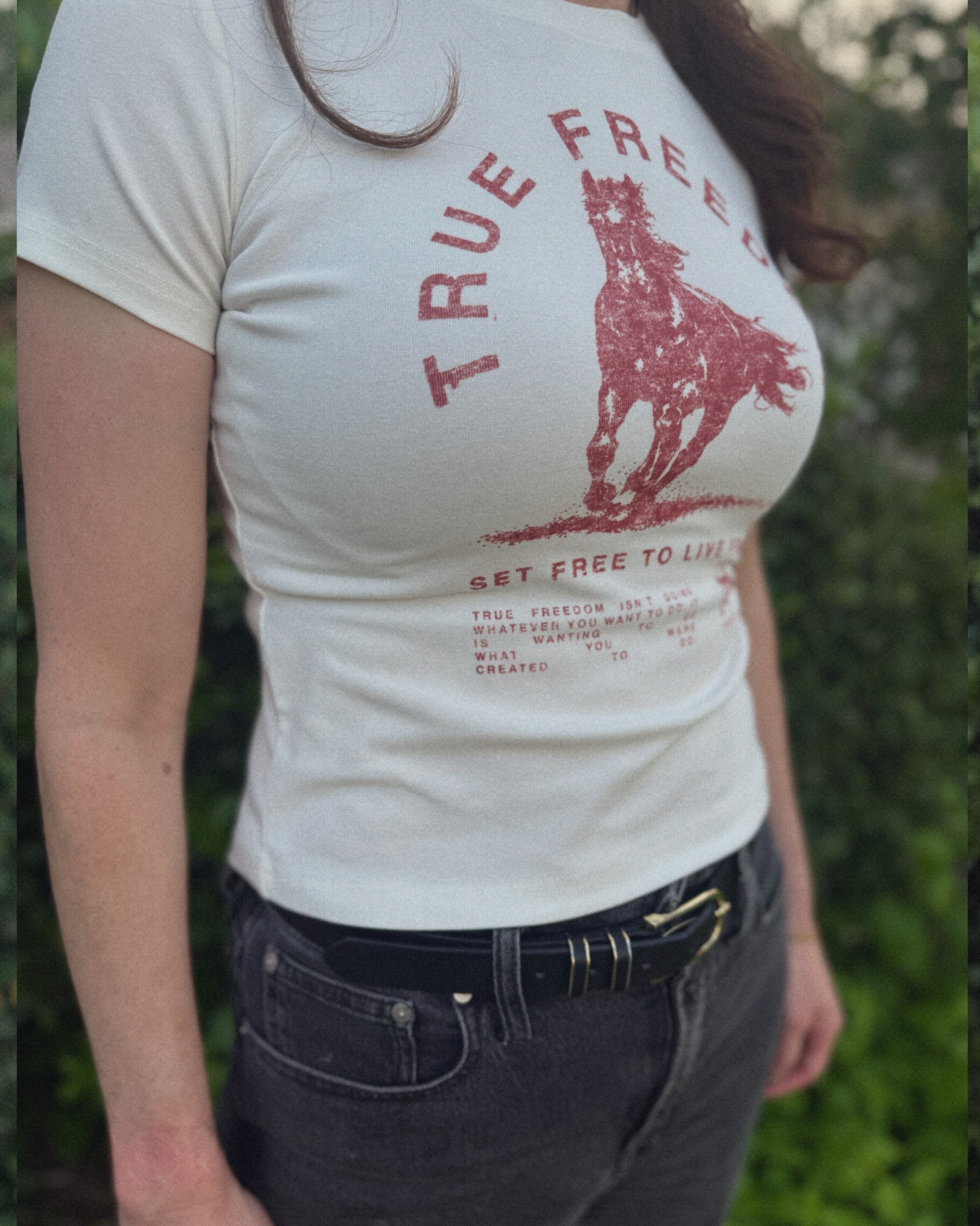 Ultra Slim Fit Body Con T-Shirt | True Freedom Horse | Red on White